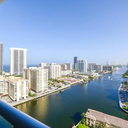 Awesome 2Br Condo Beachwalk Resort Hallandale Beach Exterior photo